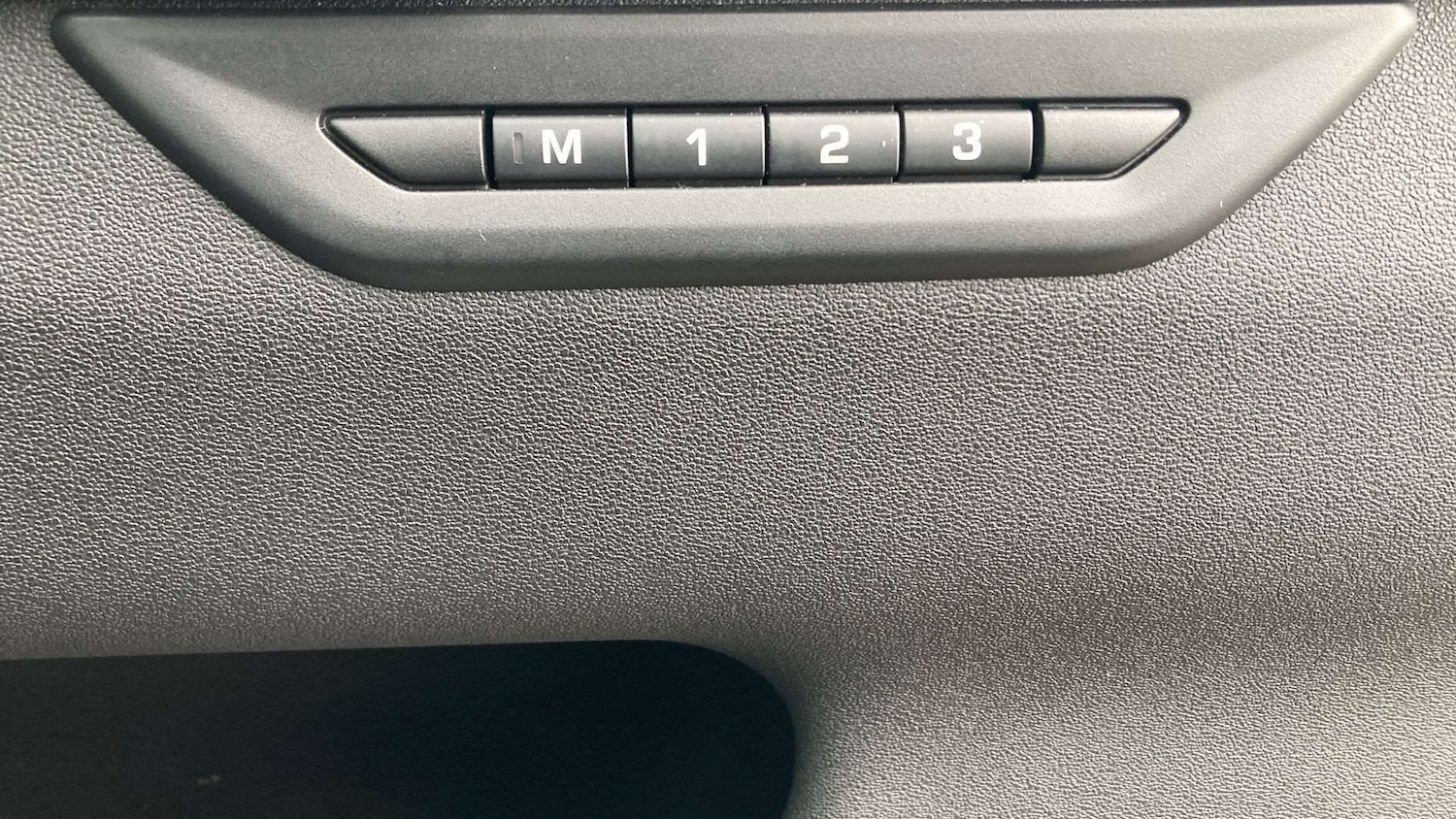 Used Land Rover Discovery Sport 2022 for sale - 76460669: Photo 25