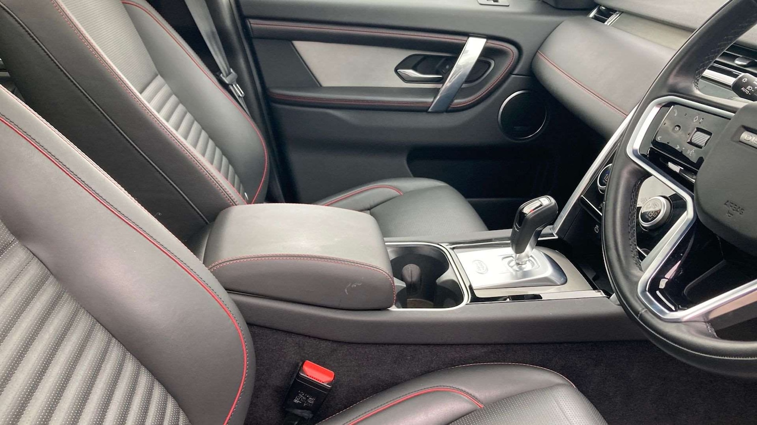 Used Land Rover Discovery Sport 2022 for sale - 76460669: Photo 26