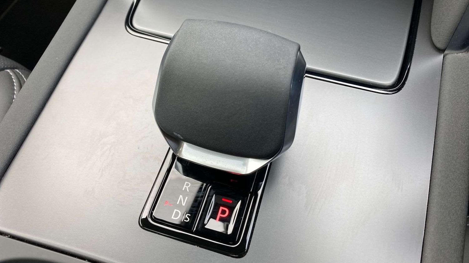 Used Land Rover Discovery Sport 2025 for sale - 76460514: Photo 13