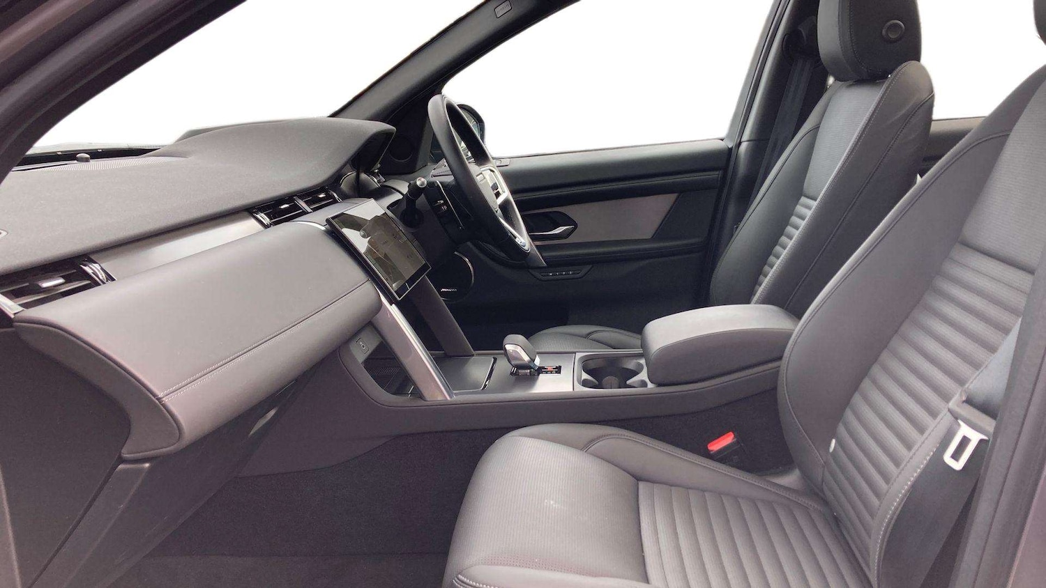 Used Land Rover Discovery Sport 2025 for sale - 76460514: Photo 3