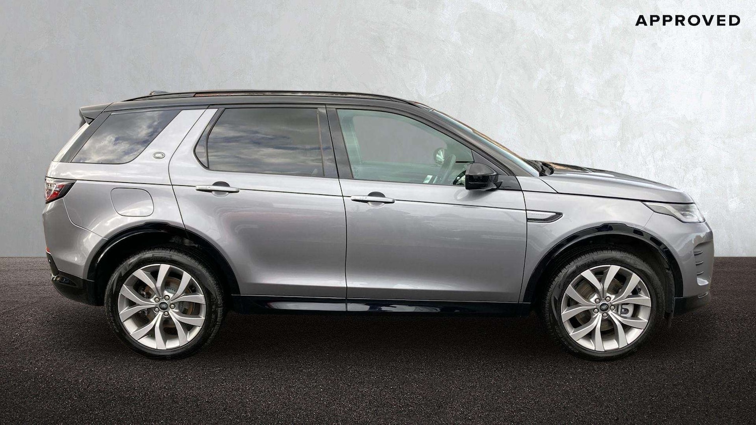 Used Land Rover Discovery Sport 2025 for sale - 76460514: Photo 5