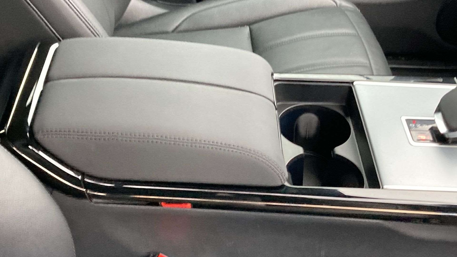 Used Land Rover Range Rover Evoque 2024 for sale - 76916096: Photo 23