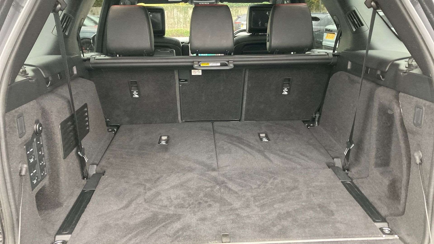 Used Land Rover Discovery 2020 for sale - 76672925: Photo 10