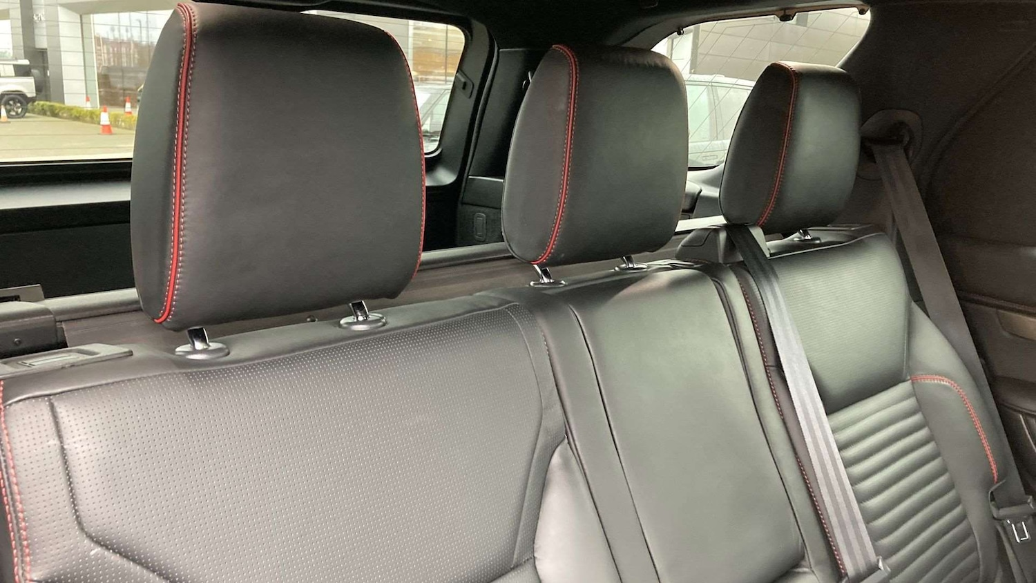 Used Land Rover Discovery 2020 for sale - 76672925: Photo 30