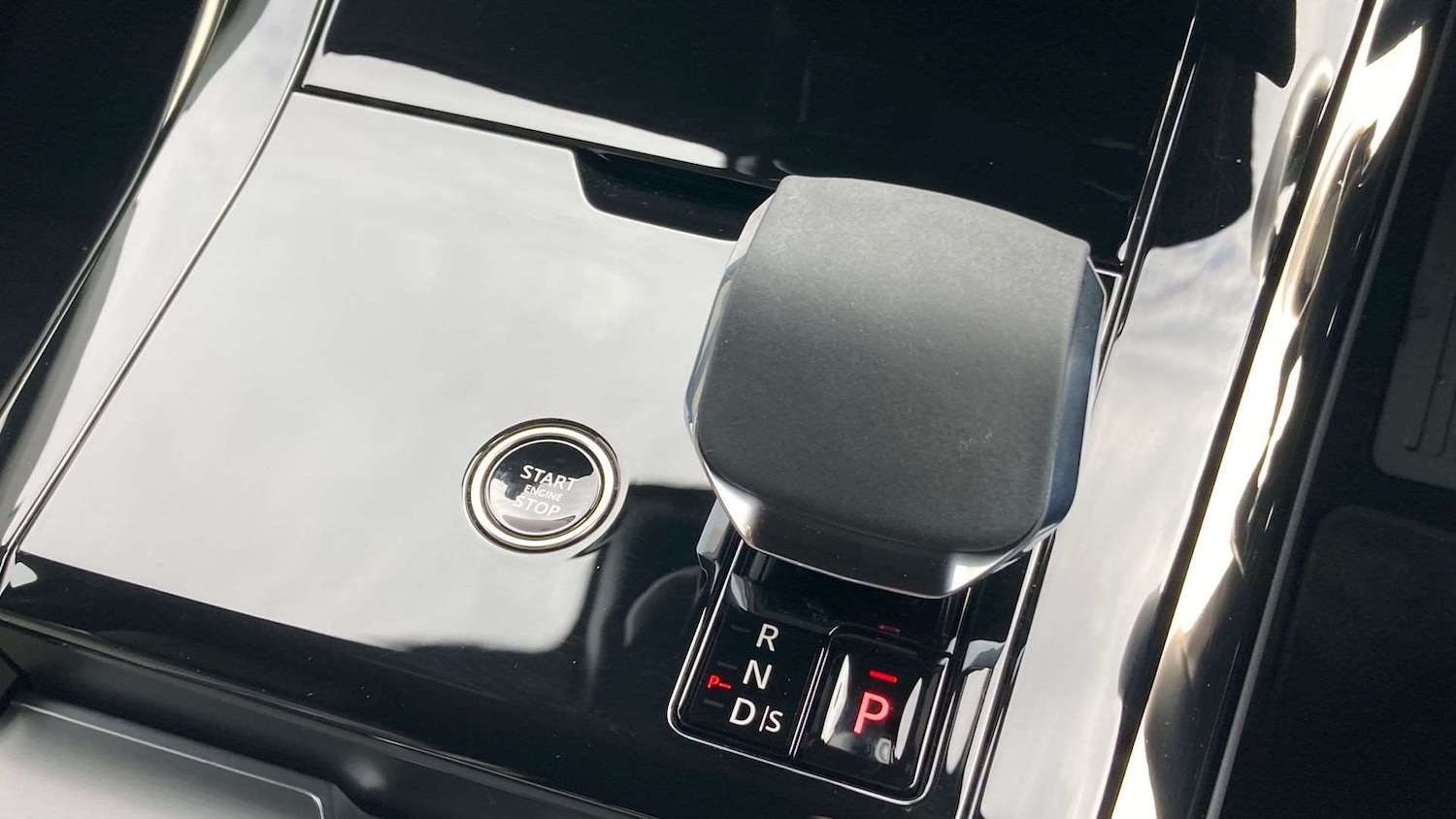 Used Land Rover Range Rover Sport 2024 for sale - 76460355: Photo 13