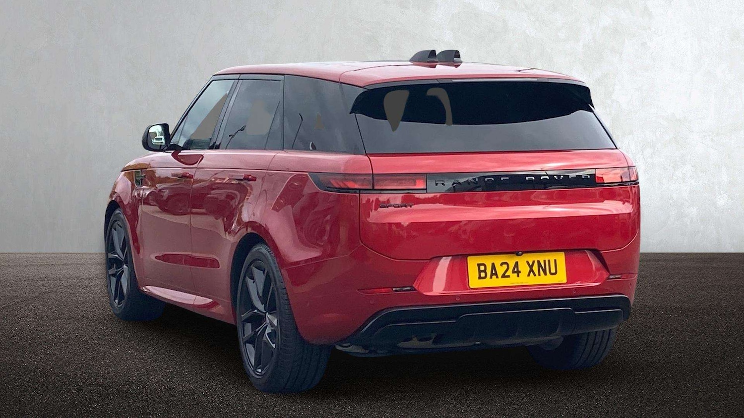 Used Land Rover Range Rover Sport 2024 for sale - 76460355: Photo 2