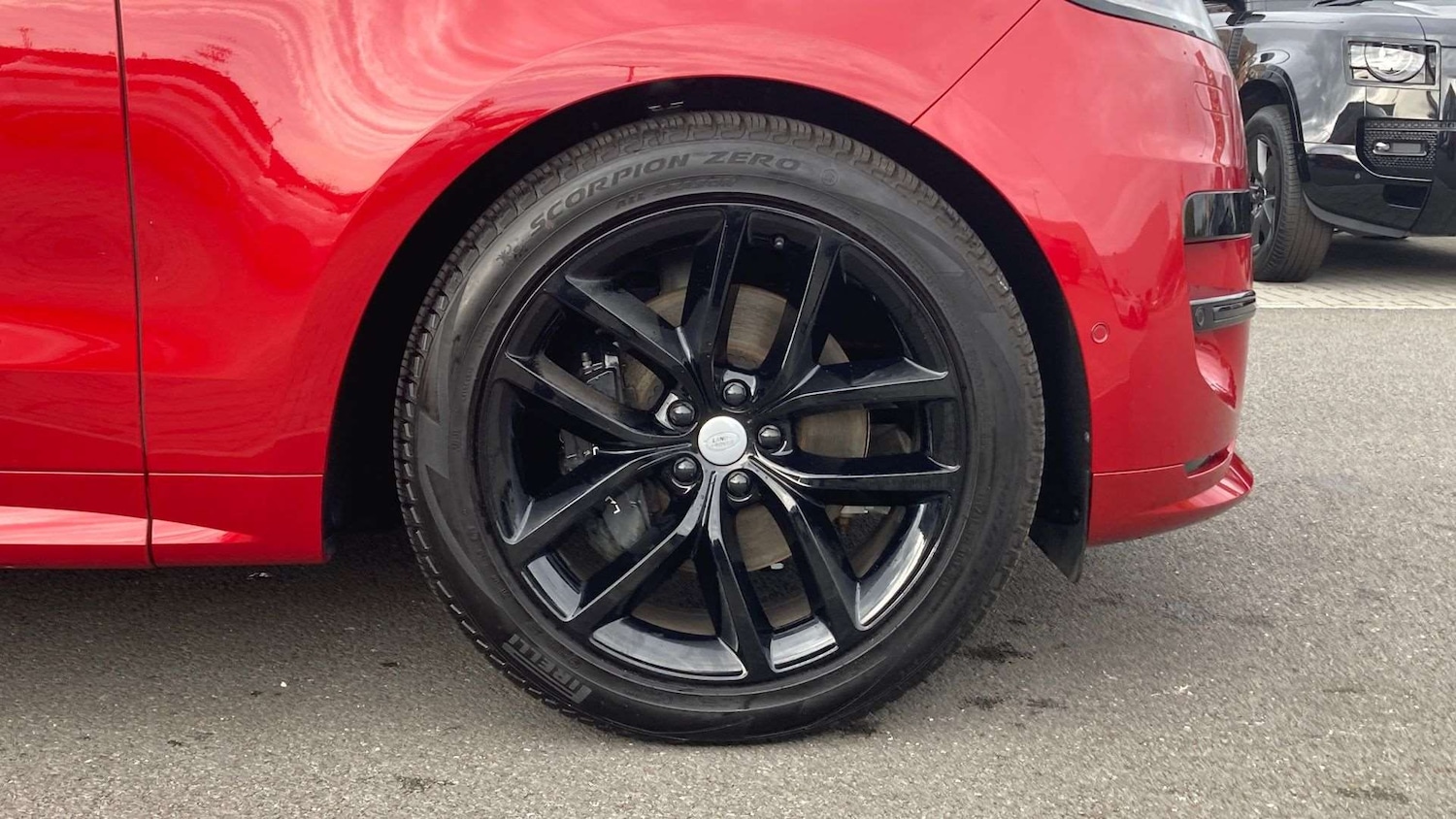 Used Land Rover Range Rover Sport 2024 for sale - 76460355: Photo 8