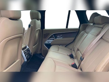 Used Land Rover Range Rover 2024 for sale - 76459793: Photo