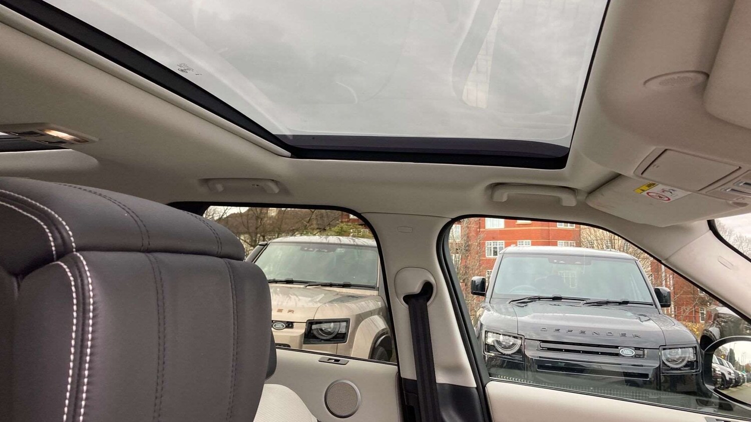 Used Land Rover Discovery 2024 for sale - 76827600: Photo 21