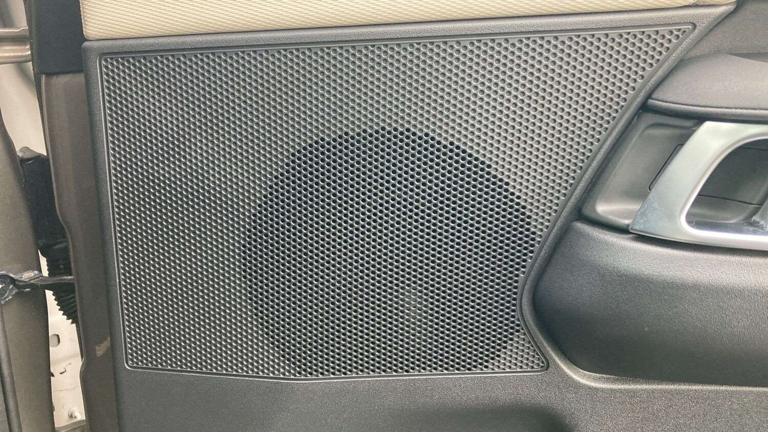 Used Land Rover Discovery 2024 for sale - 76827600: Photo 24