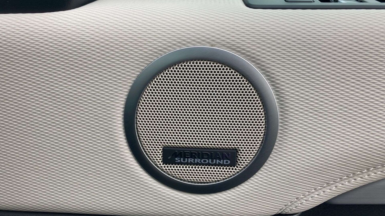 Used Land Rover Discovery 2024 for sale - 76827600: Photo 29