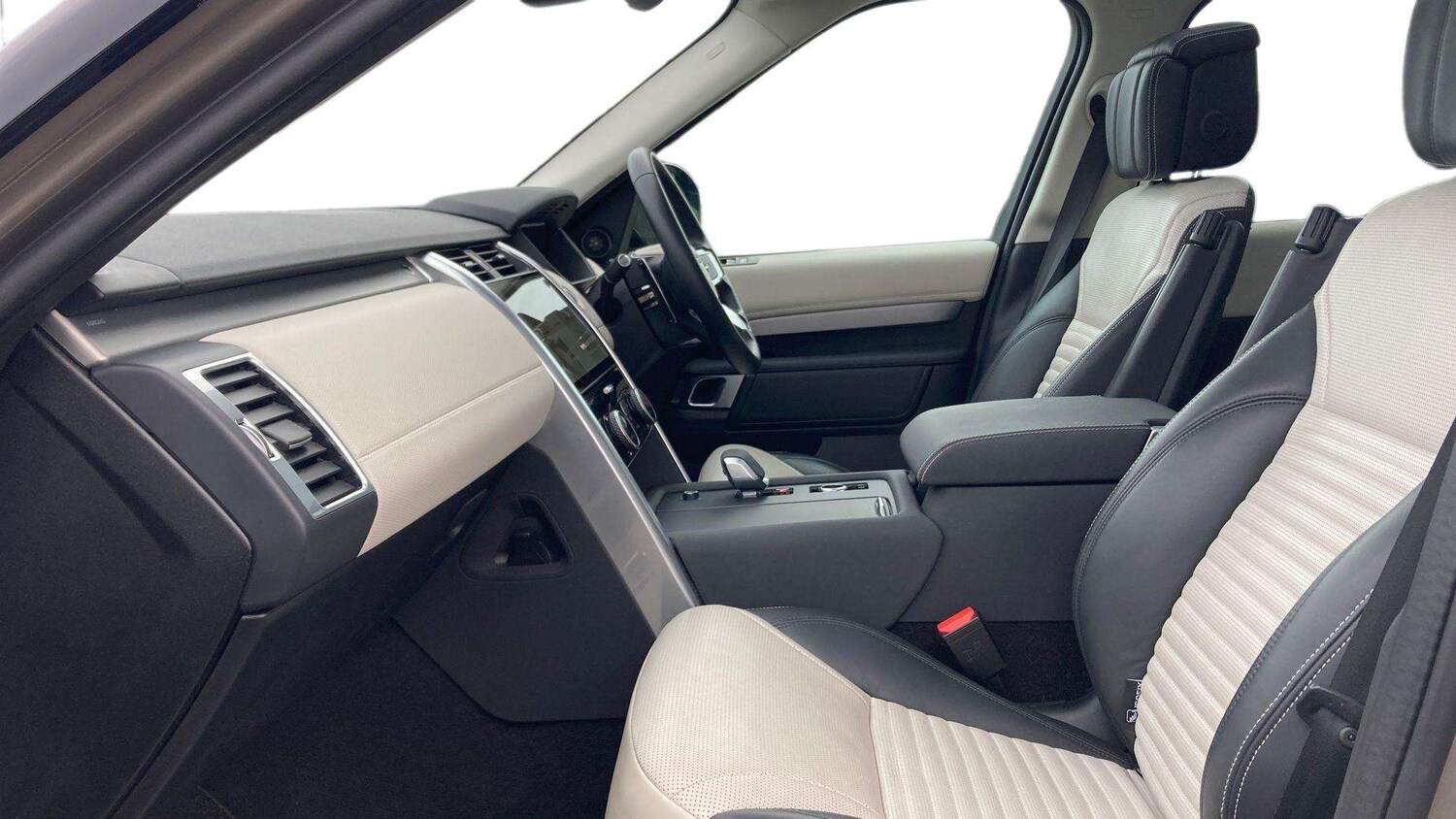 Used Land Rover Discovery 2024 for sale - 76827600: Photo 3