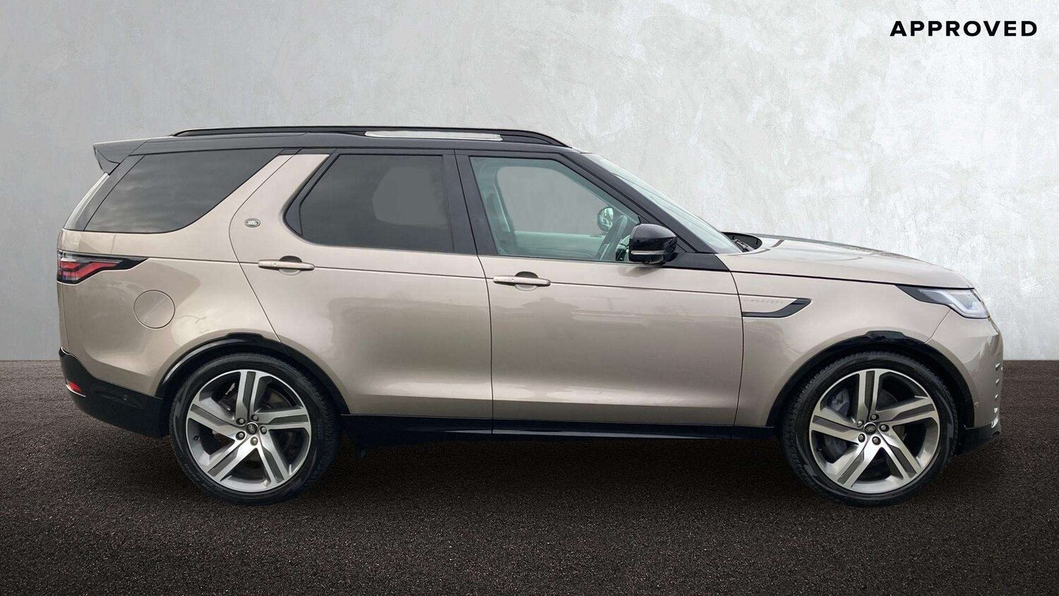 Used Land Rover Discovery 2024 for sale - 76827600: Photo 5