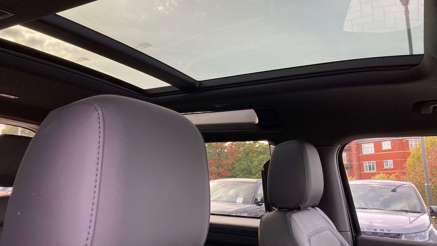 Used Land Rover Defender 2025 for sale - 76460149: Photo 21