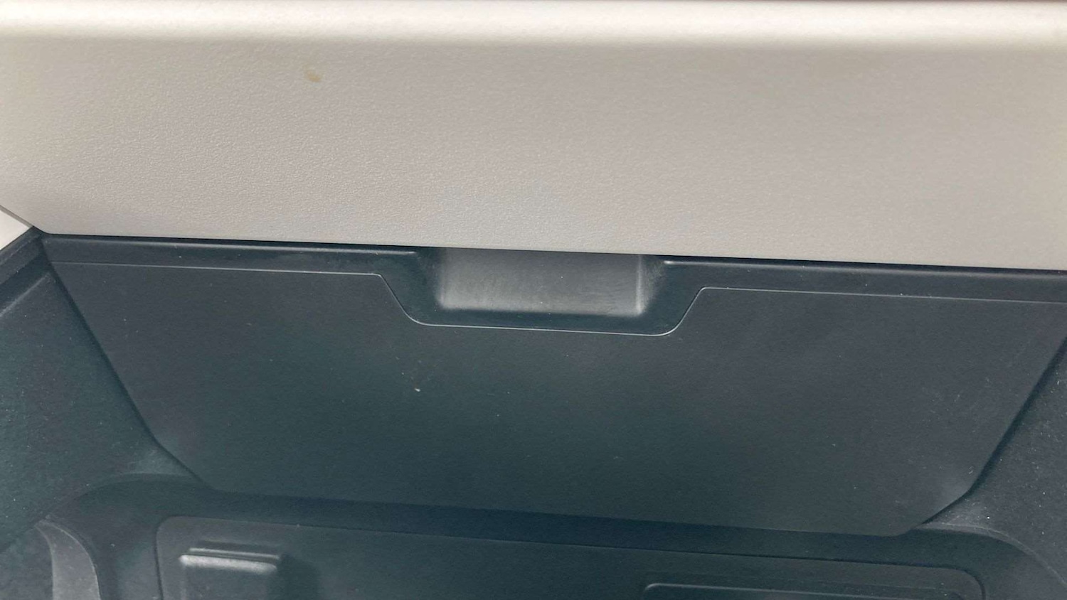 Used Land Rover Defender 2025 for sale - 76460149: Photo 31