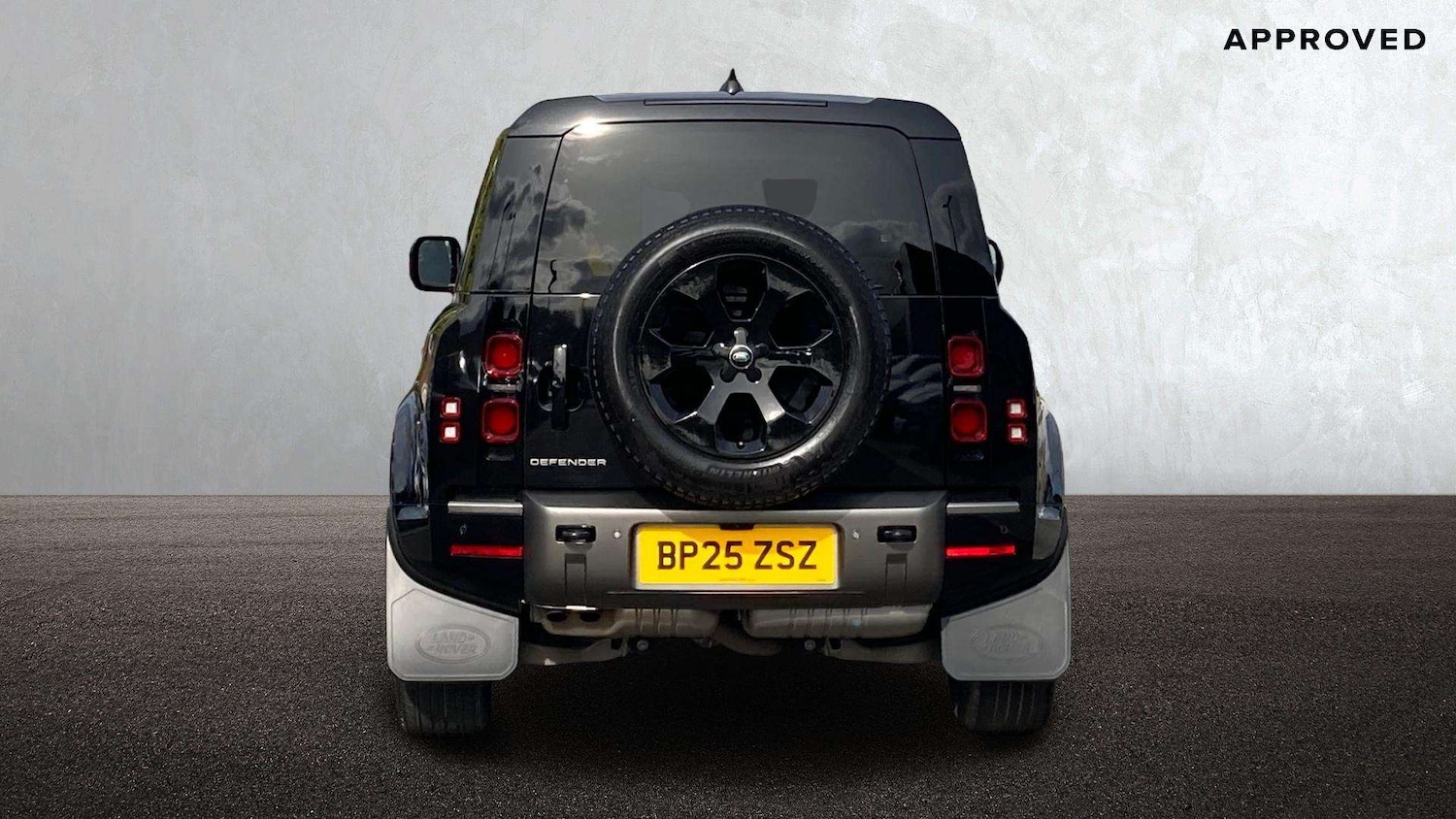 Used Land Rover Defender 2025 for sale - 76460149: Photo 6