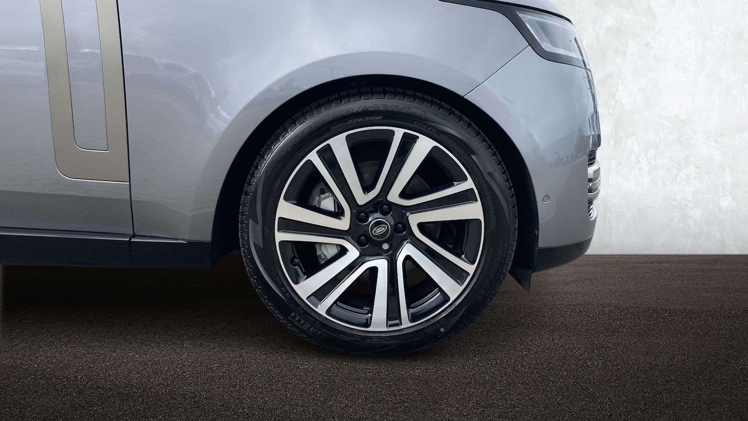 Used Land Rover Range Rover 2023 for sale - 76955187: Photo 8