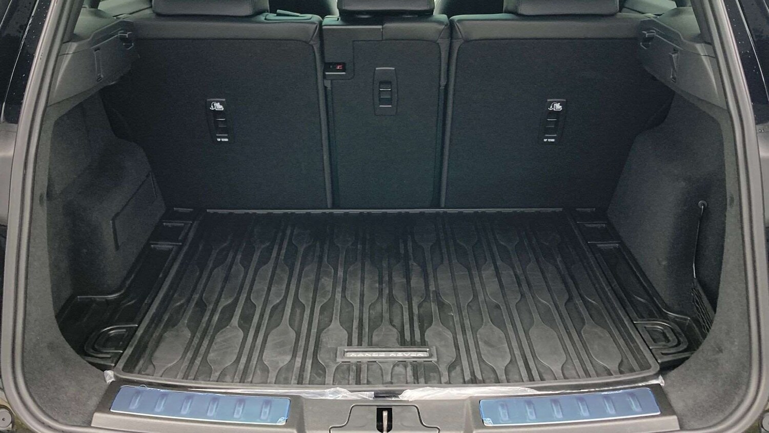 Used Land Rover Range Rover Evoque 2025 for sale - 77540684: Photo 10