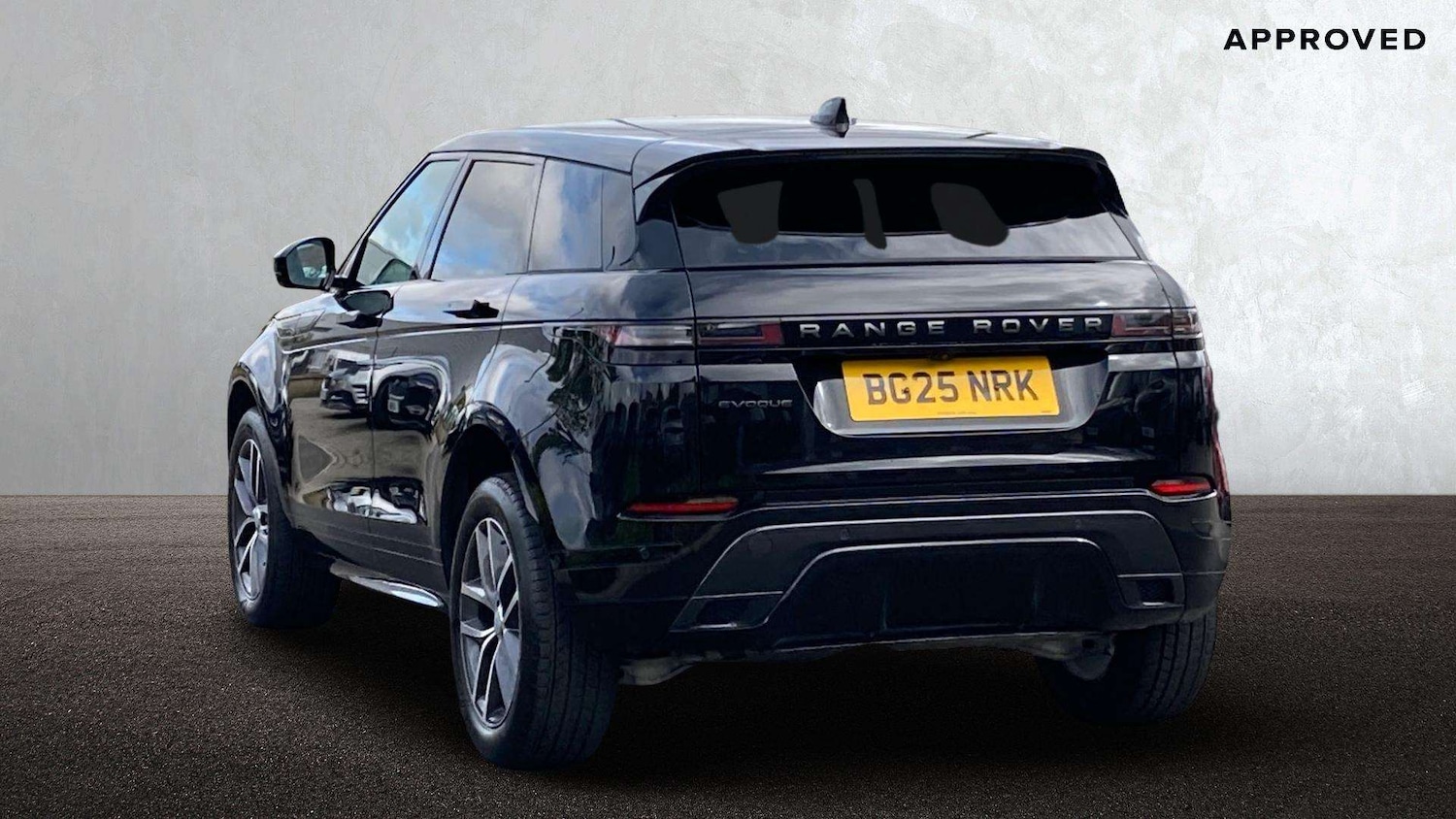 Used Land Rover Range Rover Evoque 2025 for sale - 76460241: Photo 2