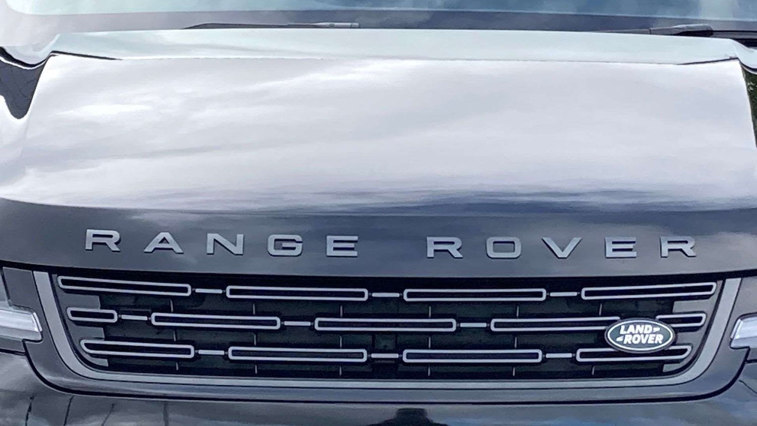 Used Land Rover Range Rover Evoque 2025 for sale - 76460241: Photo 30