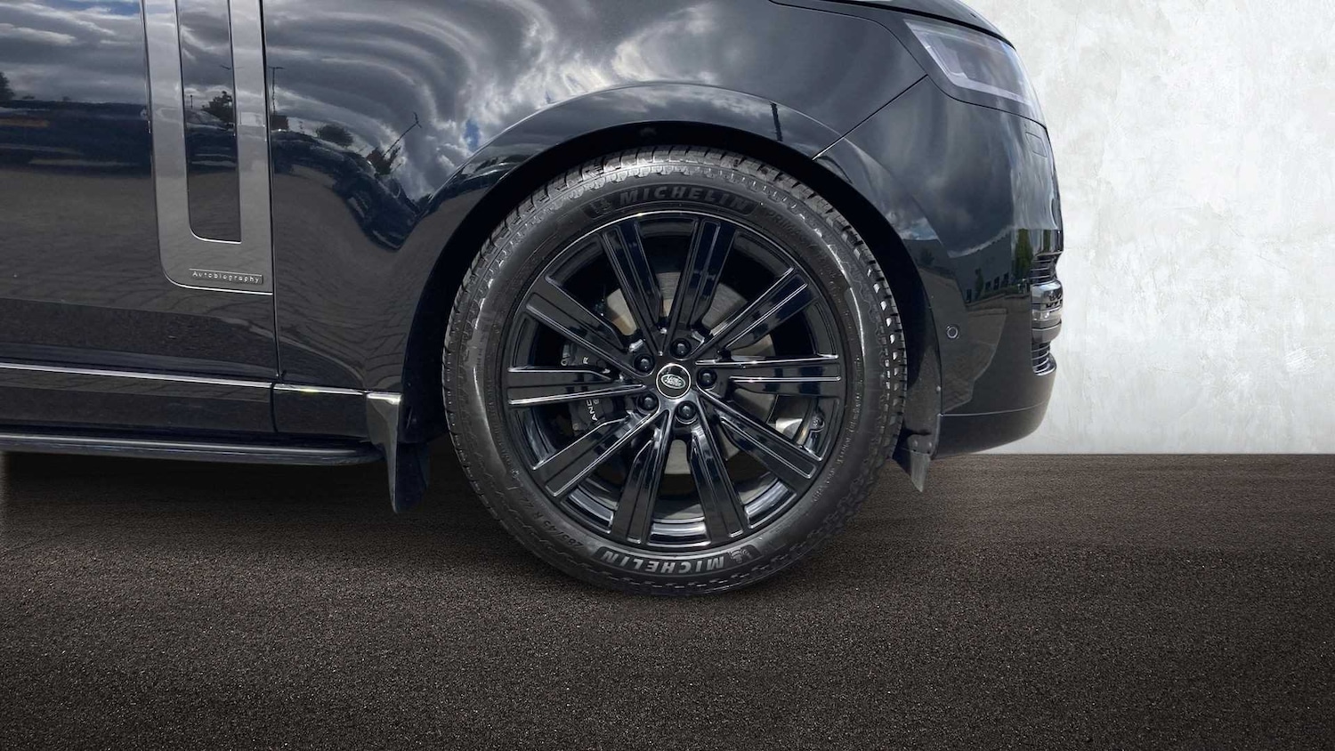 Used Land Rover Range Rover 2025 for sale - 76460553: Photo 8