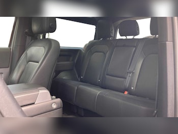 Used Land Rover Defender 2023 for sale - 79443765: Photo