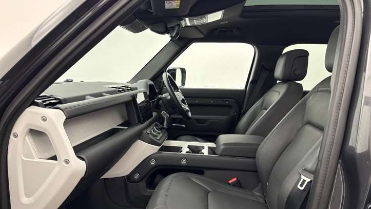 Used Land Rover Defender 2024 for sale - 78060330: Photo 3