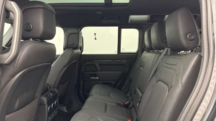 Used Land Rover Defender 2024 for sale - 78060330: Photo 4