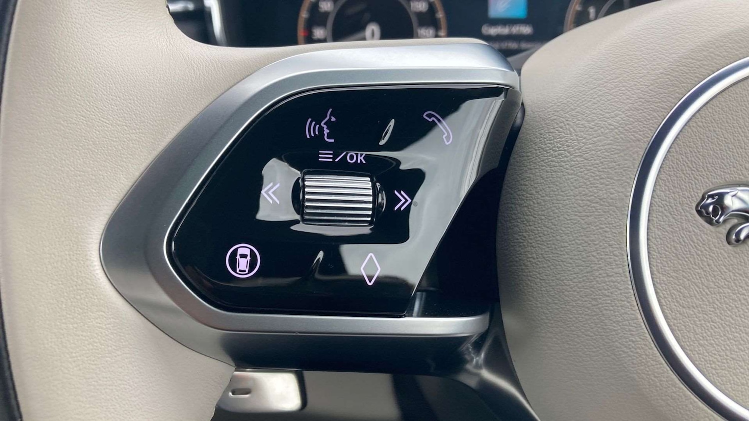 Used Jaguar F-Pace 2024 for sale - 76459875: Photo 27