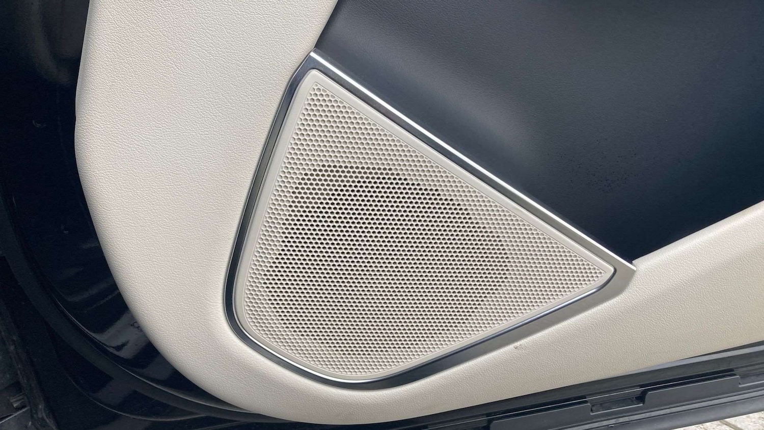 Used Jaguar F-Pace 2024 for sale - 76459875: Photo 32