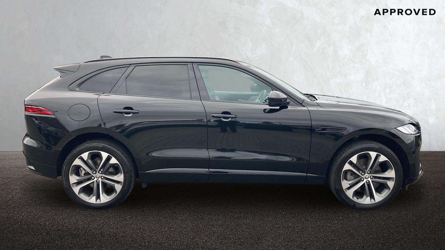 Used Jaguar F-Pace 2024 for sale - 76459875: Photo 5