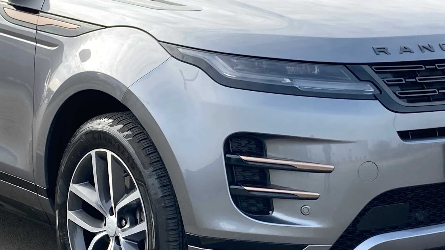 Used Land Rover Range Rover Evoque 2024 for sale - 77103160: Photo 17