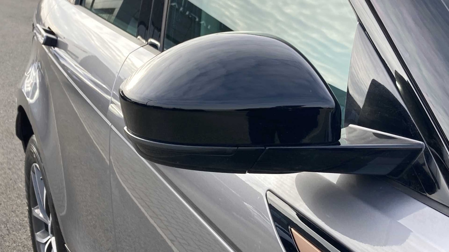 Used Land Rover Range Rover Evoque 2024 for sale - 77103160: Photo 31