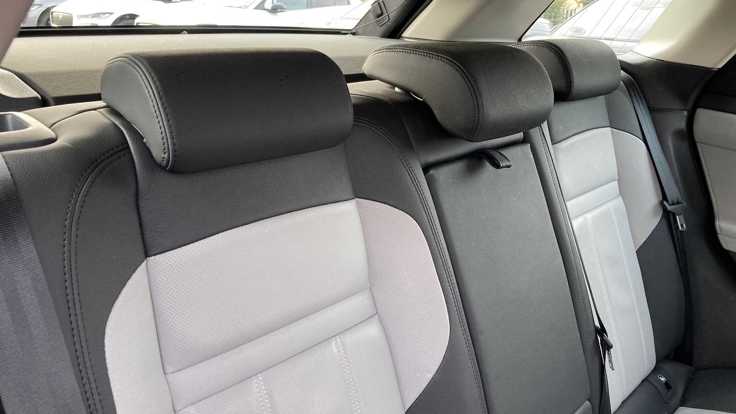 Used Land Rover Range Rover Evoque 2024 for sale - 77103160: Photo 33