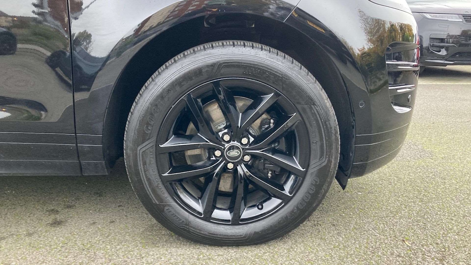 Used Land Rover Range Rover Evoque 2025 for sale - 77795603: Photo 29