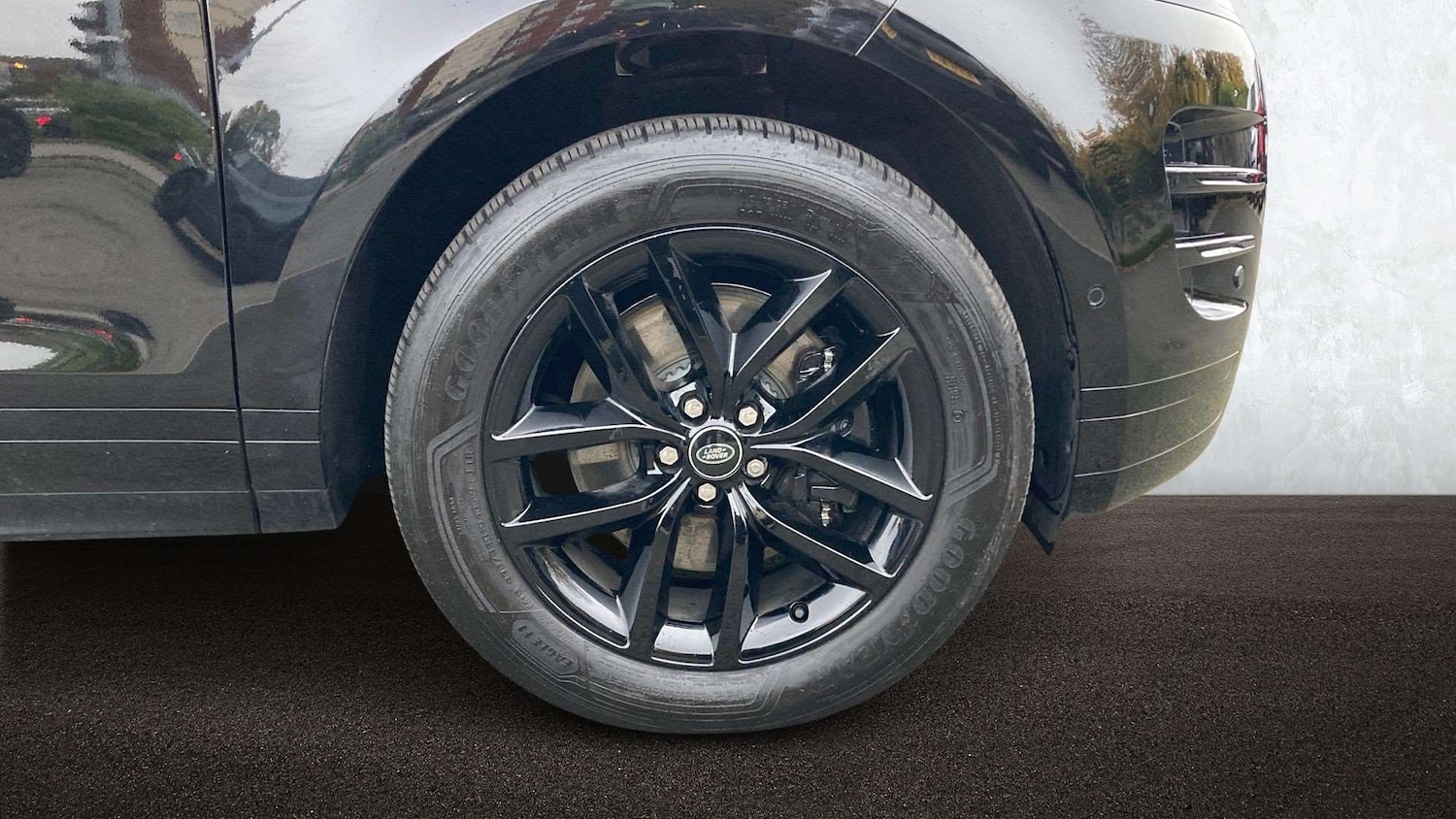 Used Land Rover Range Rover Evoque 2025 for sale - 77795603: Photo 8