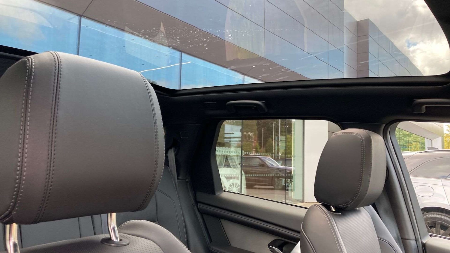 Used Land Rover Discovery Sport 2025 for sale - 76460502: Photo 21