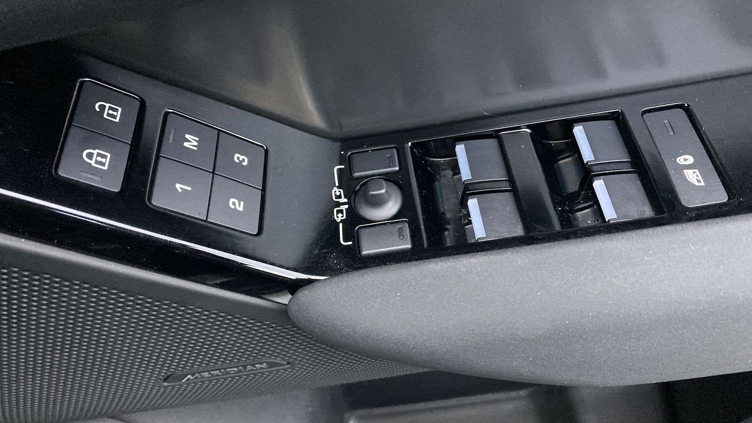 Used Land Rover Range Rover Velar 2023 for sale - 76460379: Photo 23