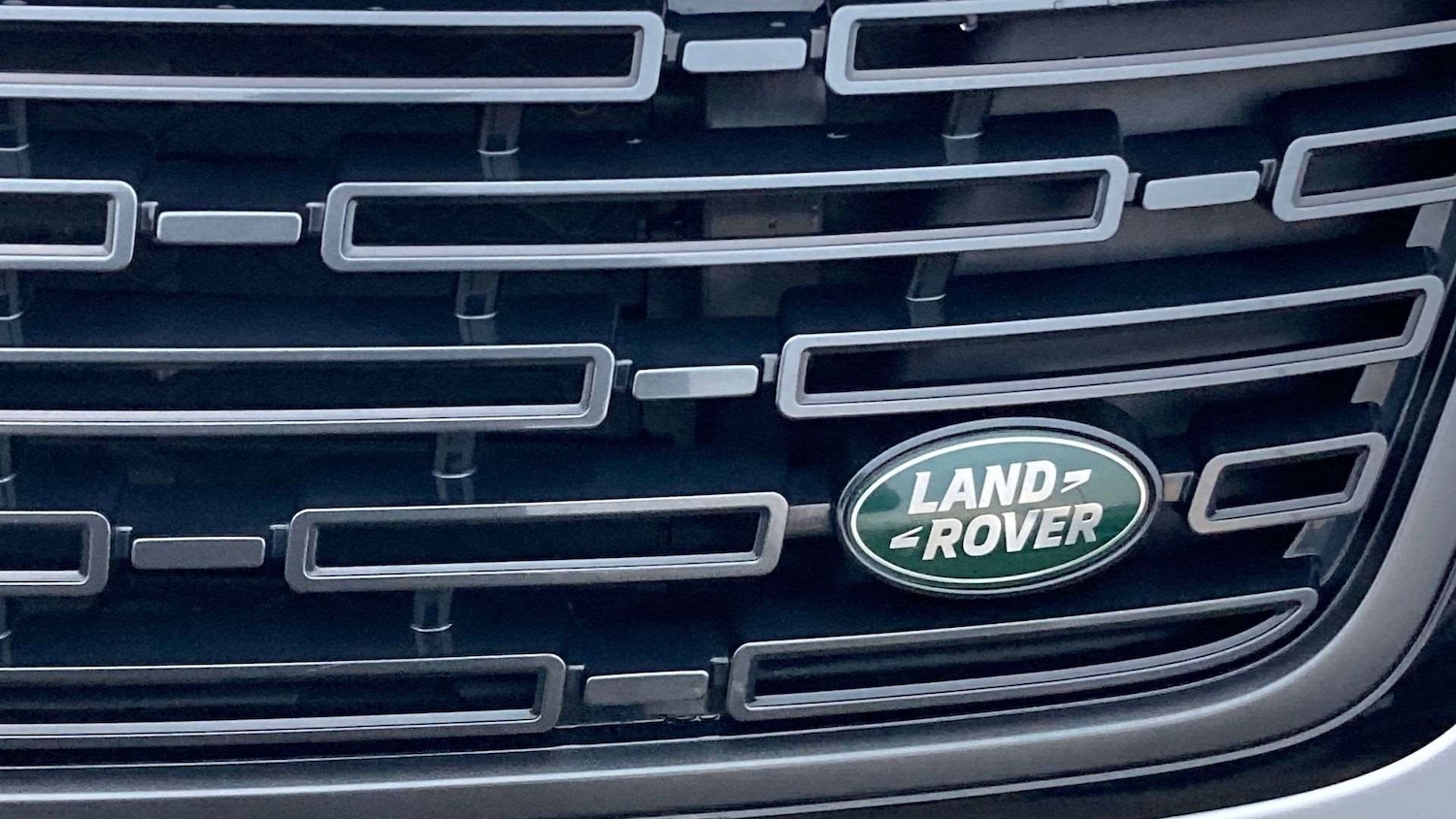 Used Land Rover Range Rover Velar 2023 for sale - 76460379: Photo 28