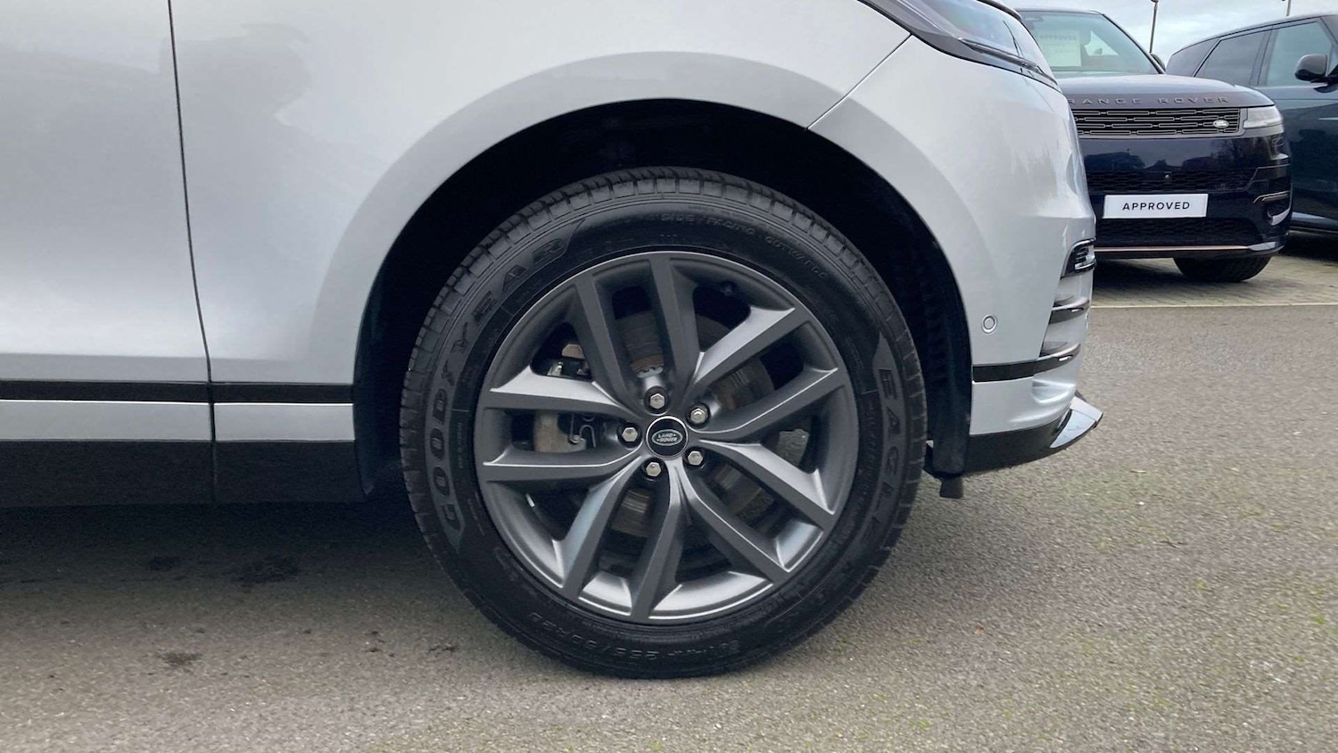 Used Land Rover Range Rover Velar 2023 for sale - 76460379: Photo 31