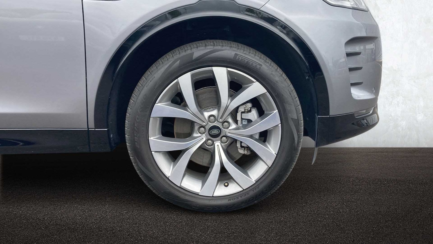 Used Land Rover Discovery Sport 2025 for sale - 76459883: Photo 8