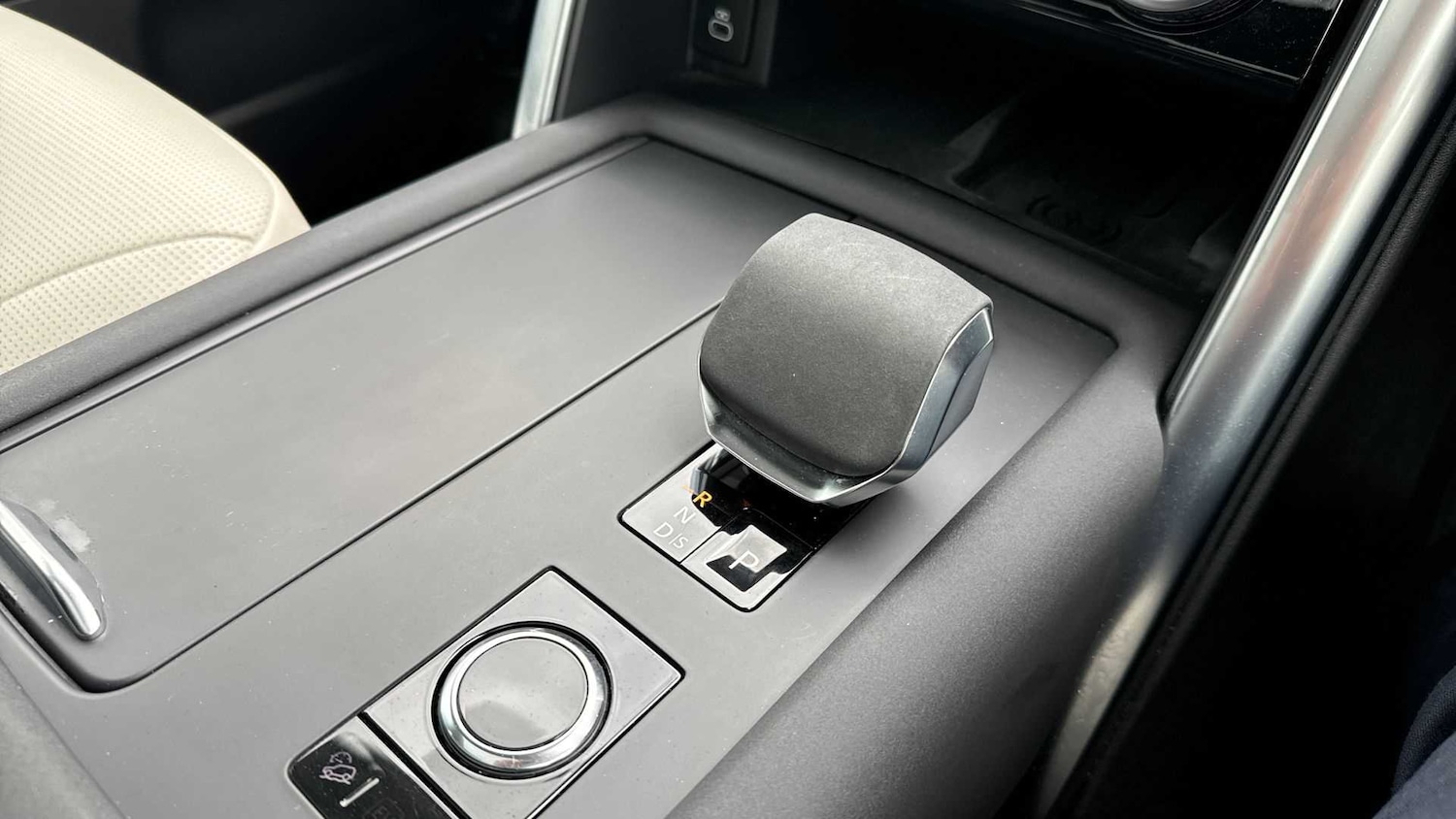 Used Land Rover Discovery 2022 for sale - 76459827: Photo 13