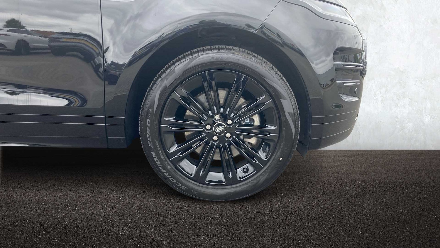 Used Land Rover Range Rover Evoque 2025 for sale - 76459889: Photo 8