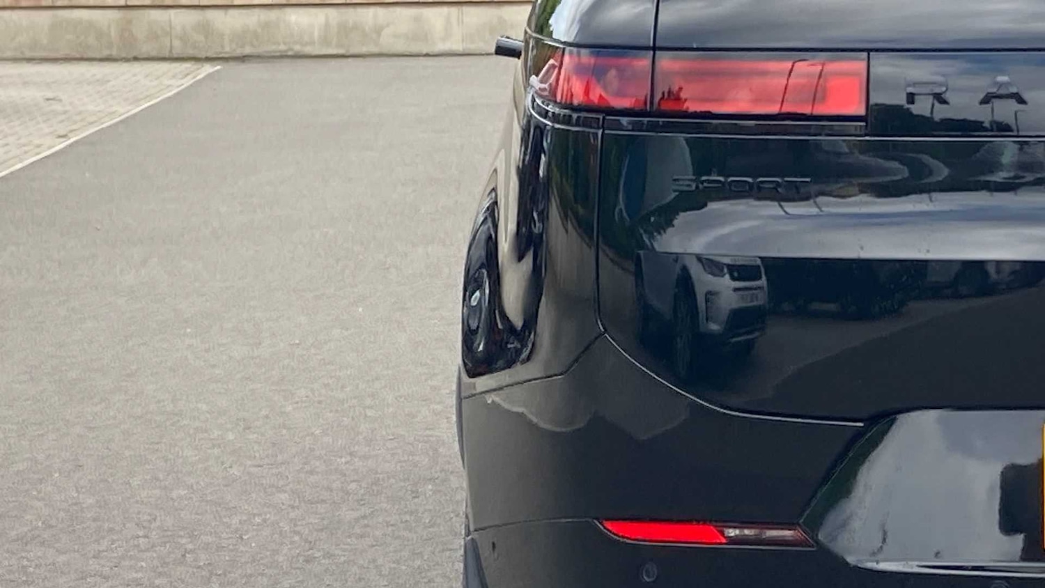 Used Land Rover Range Rover Sport 2025 for sale - 76460422: Photo 26