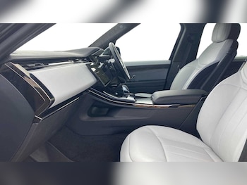 Used Land Rover Range Rover Sport 2025 for sale - 76460422: Photo