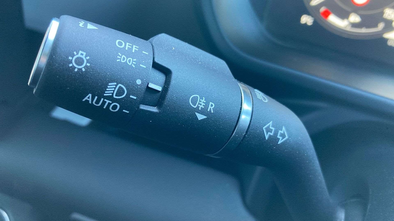 Used Land Rover Defender 90 2025 for sale - 76943476: Photo 33