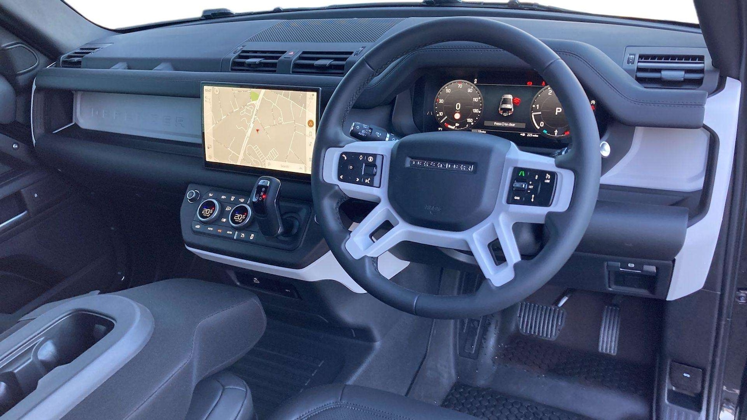 Used Land Rover Defender 2025 for sale - 76943476: Photo 9