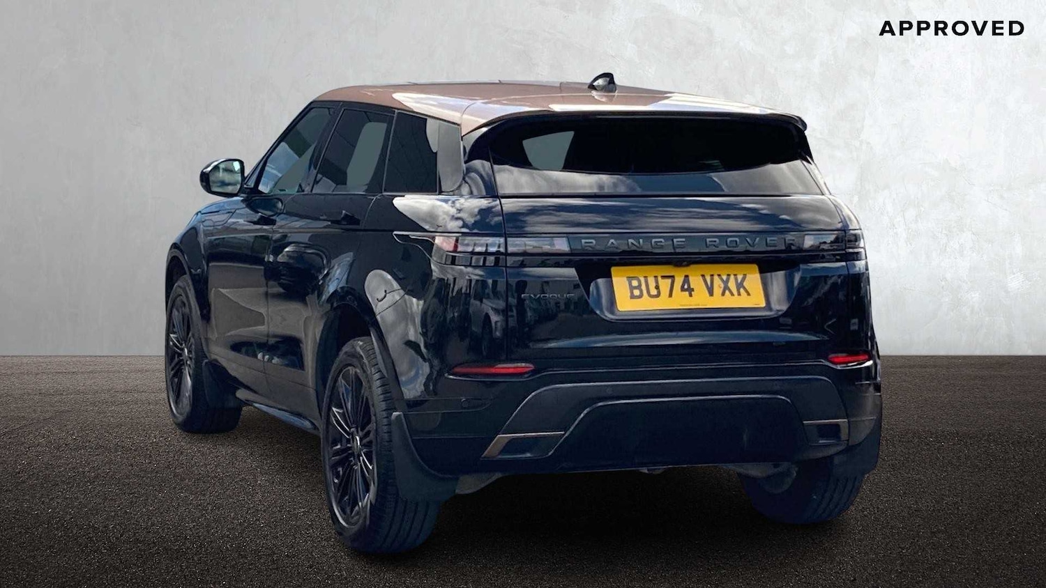 Used Land Rover Range Rover Evoque 2024 for sale - 76460137: Photo 2