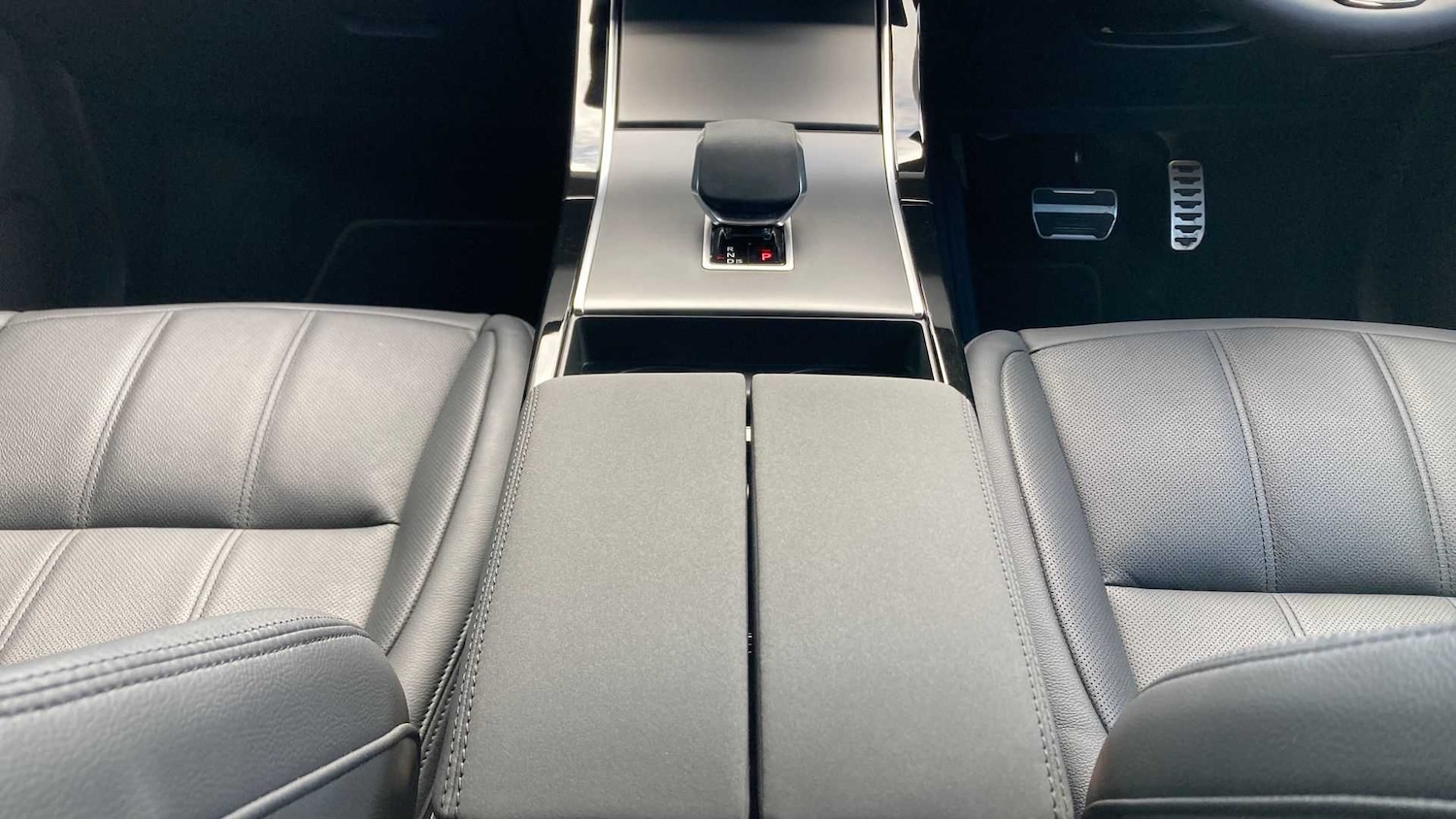 Used Land Rover Range Rover Evoque 2024 for sale - 76460137: Photo 33