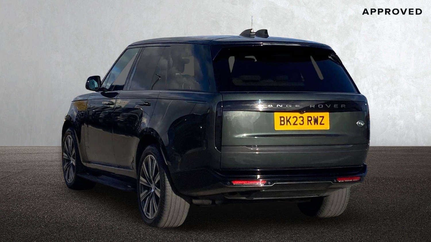 Used Land Rover Range Rover 2023 for sale - 76460376: Photo 2